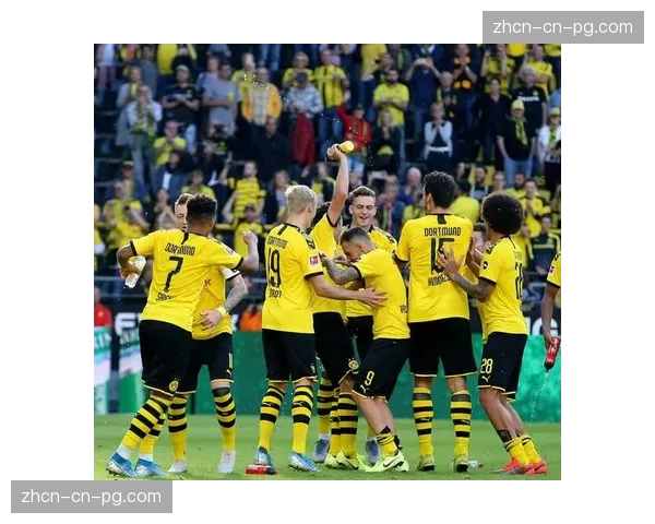 从0-2到2-2：多特蒙德客场连追两球，逼平本菲卡保留晋级希望