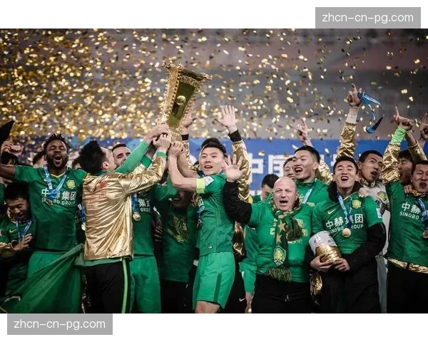 终场哨响,国安主帅蒙哥马利场边沉思,球队三轮不胜压力骤增